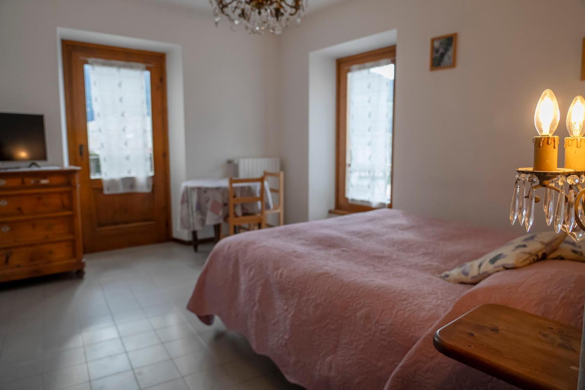 Camere Vecchio Borgo Бормио Экстерьер фото