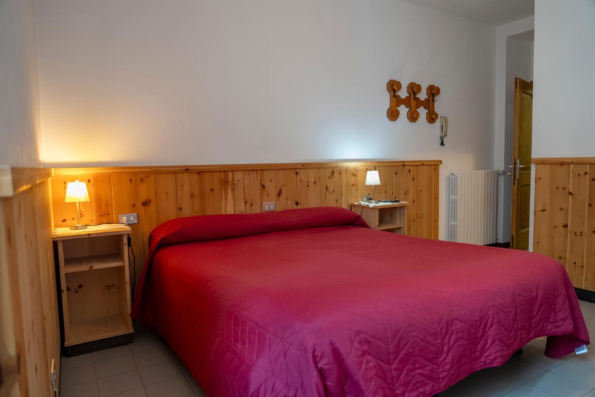 Camere Vecchio Borgo Бормио Экстерьер фото