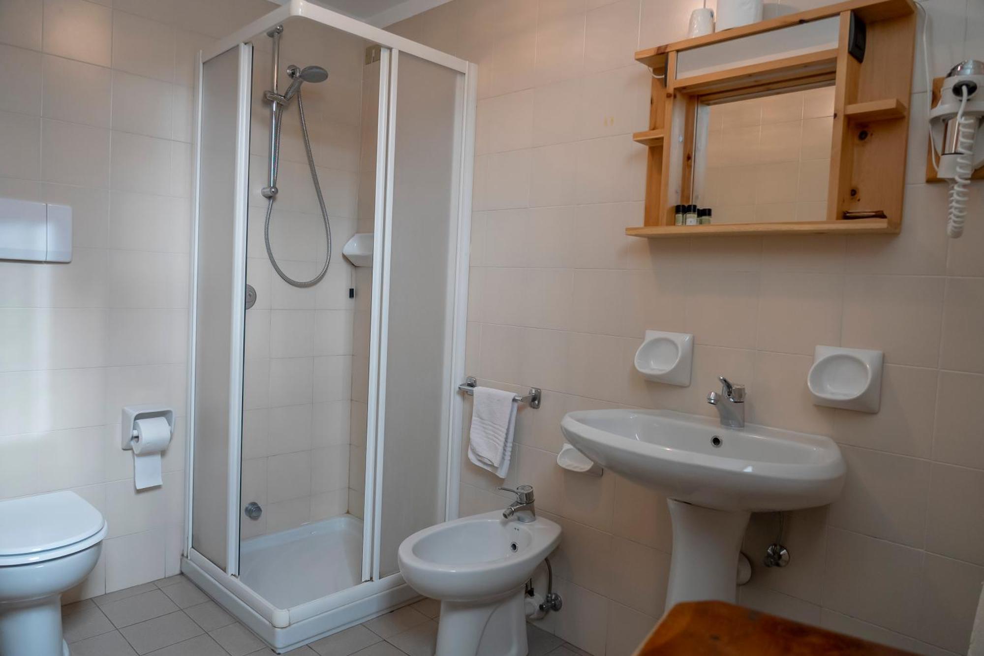 Camere Vecchio Borgo Бормио Экстерьер фото