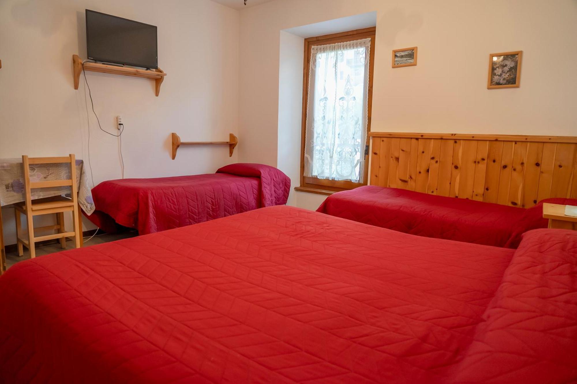 Camere Vecchio Borgo Бормио Экстерьер фото