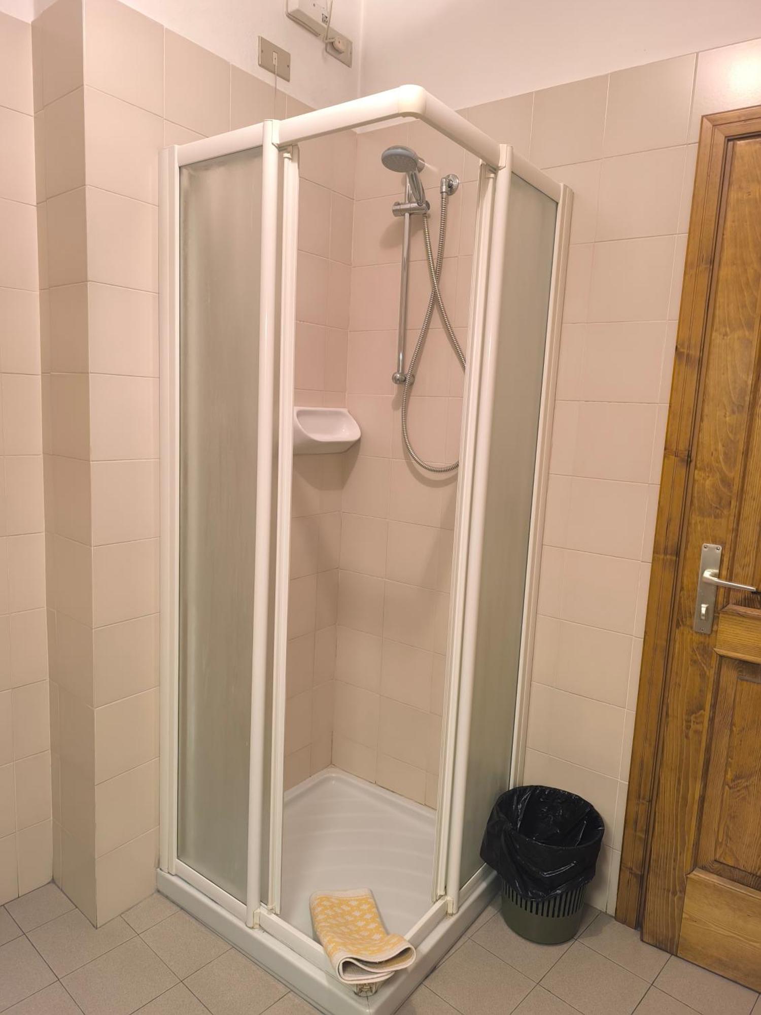 Camere Vecchio Borgo Бормио Экстерьер фото